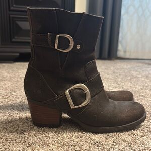 Born Brown Heeled Boots with Chunky Heel Distressed